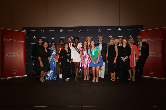 PageantPics_Miss_Americas_Visitation_2025_0038